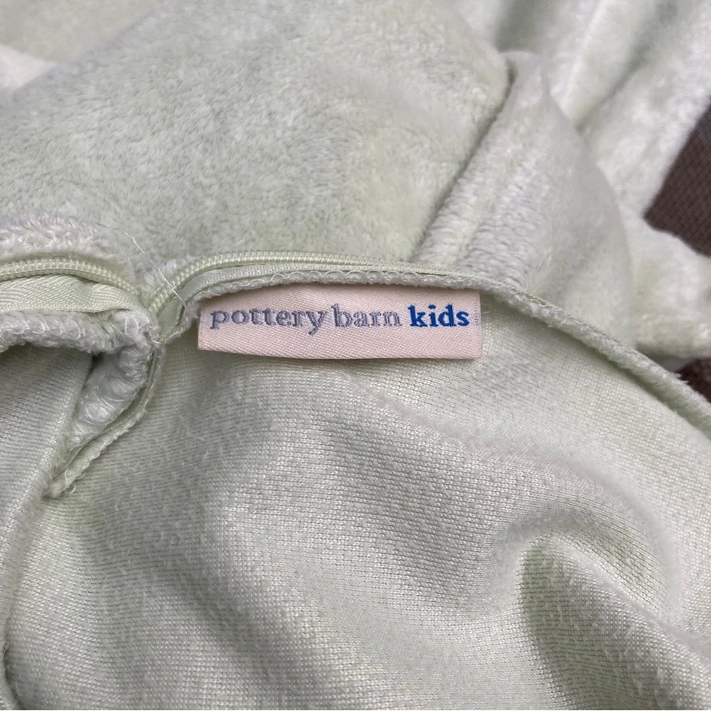 POTTERY BARN KIDS Pillow Sham Soft Fleece Highlighter Green Standard 26 x 20 in